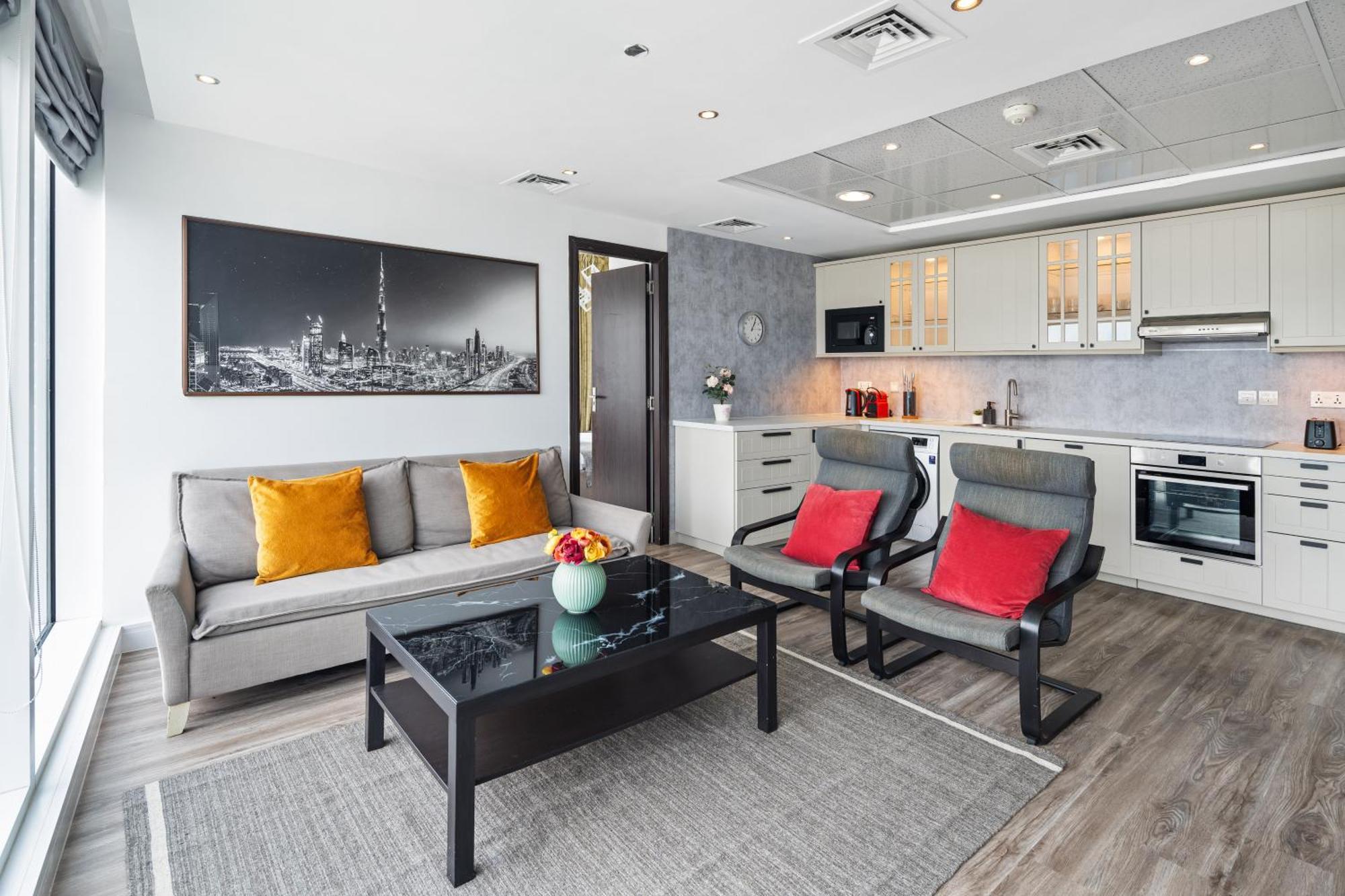 Modern & Spacious 2-Bed Condo With Panoramic Lake Views, Dual Balconies, Steps From Dubai Jlt Metro By "La Buena Vida Holiday Homes" Extérieur photo