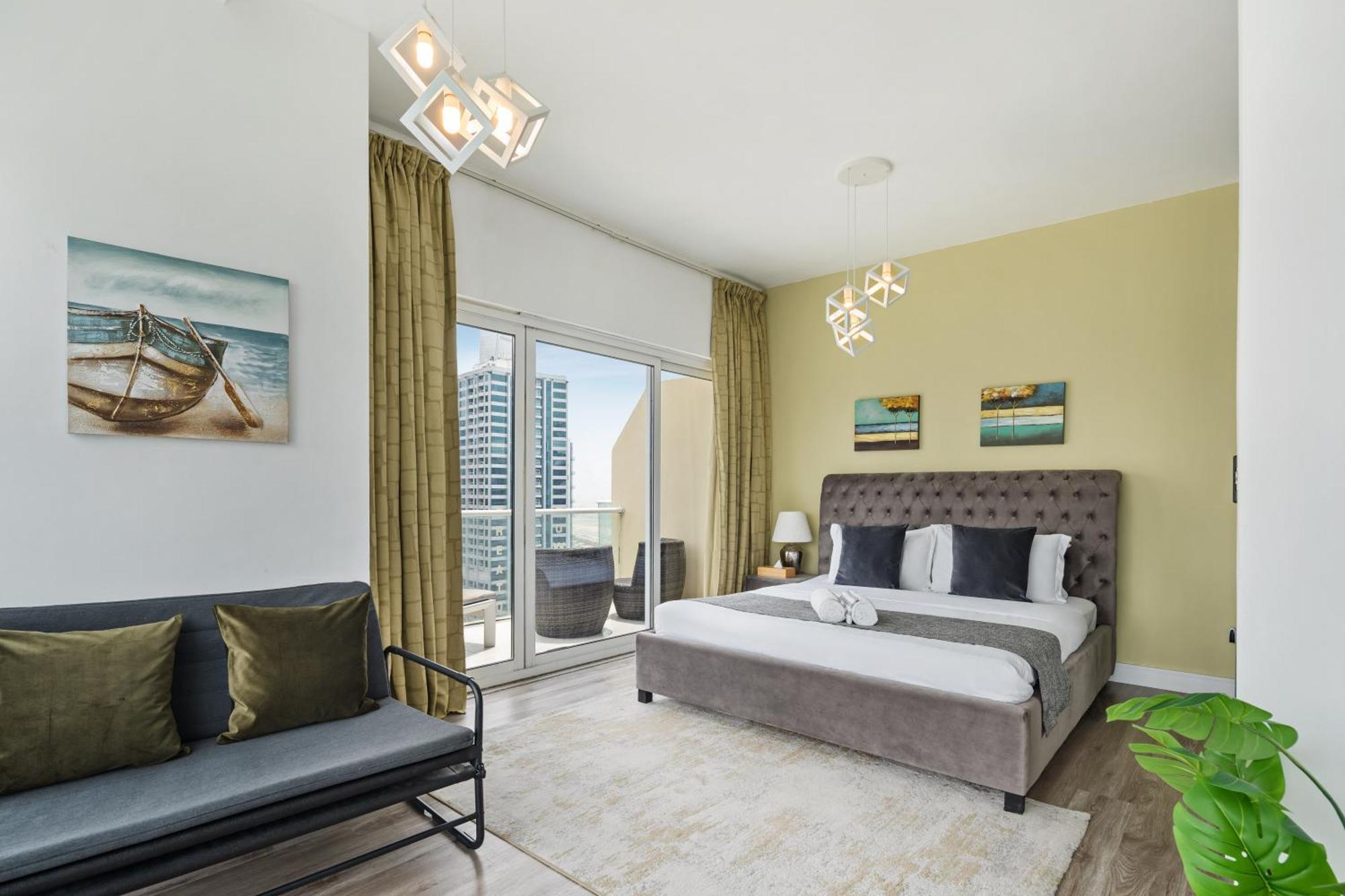 Modern & Spacious 2-Bed Condo With Panoramic Lake Views, Dual Balconies, Steps From Dubai Jlt Metro By "La Buena Vida Holiday Homes" Extérieur photo