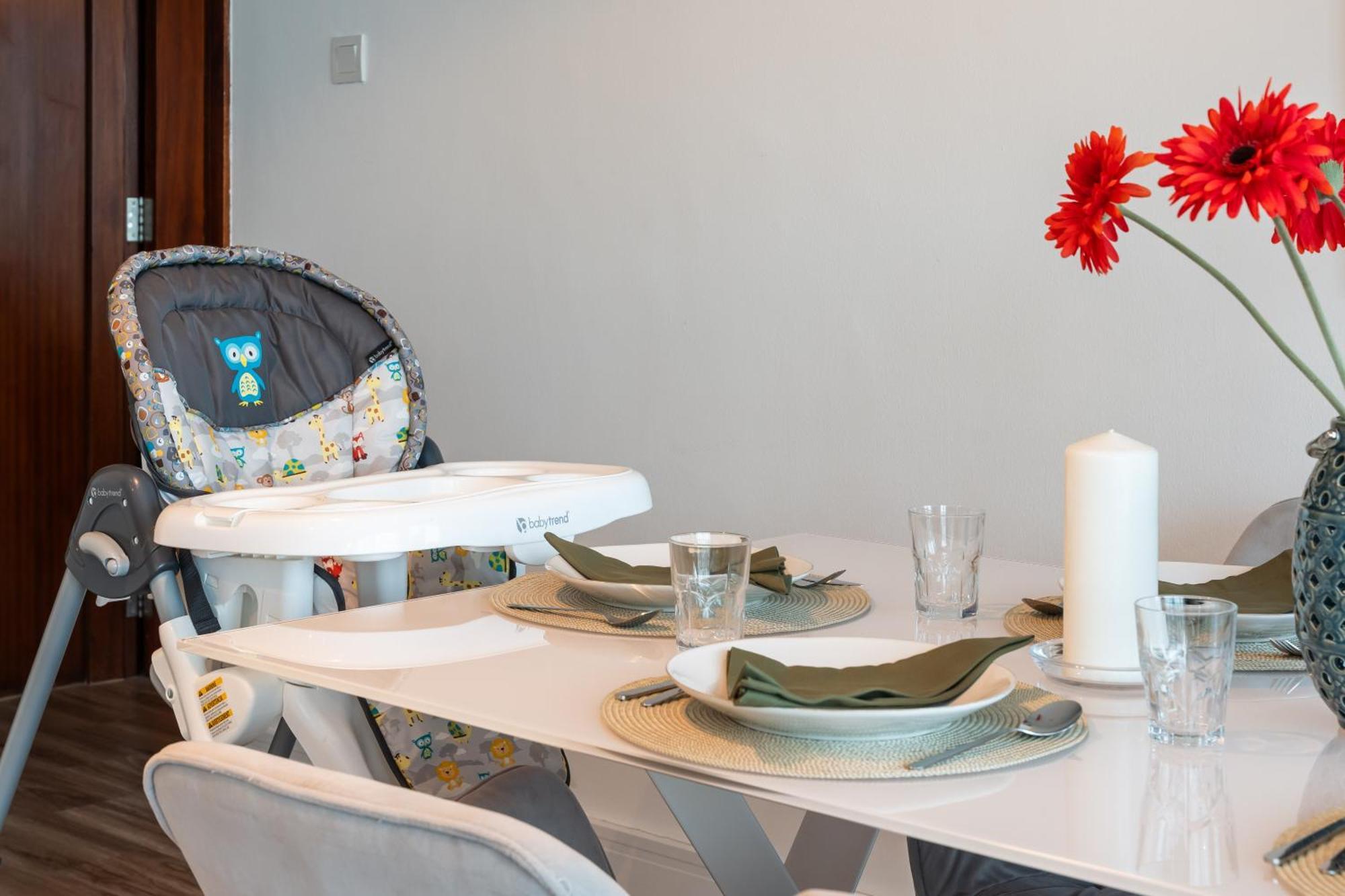 Modern & Spacious 2-Bed Condo With Panoramic Lake Views, Dual Balconies, Steps From Dubai Jlt Metro By "La Buena Vida Holiday Homes" Extérieur photo